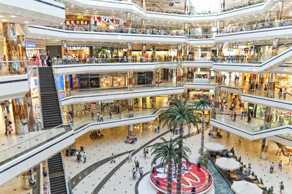 İstanbulun en büyük alışveriş merkezleri